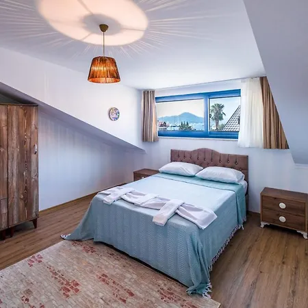 Central Villa Near Sea With Balcony In Fethiye * Göcek